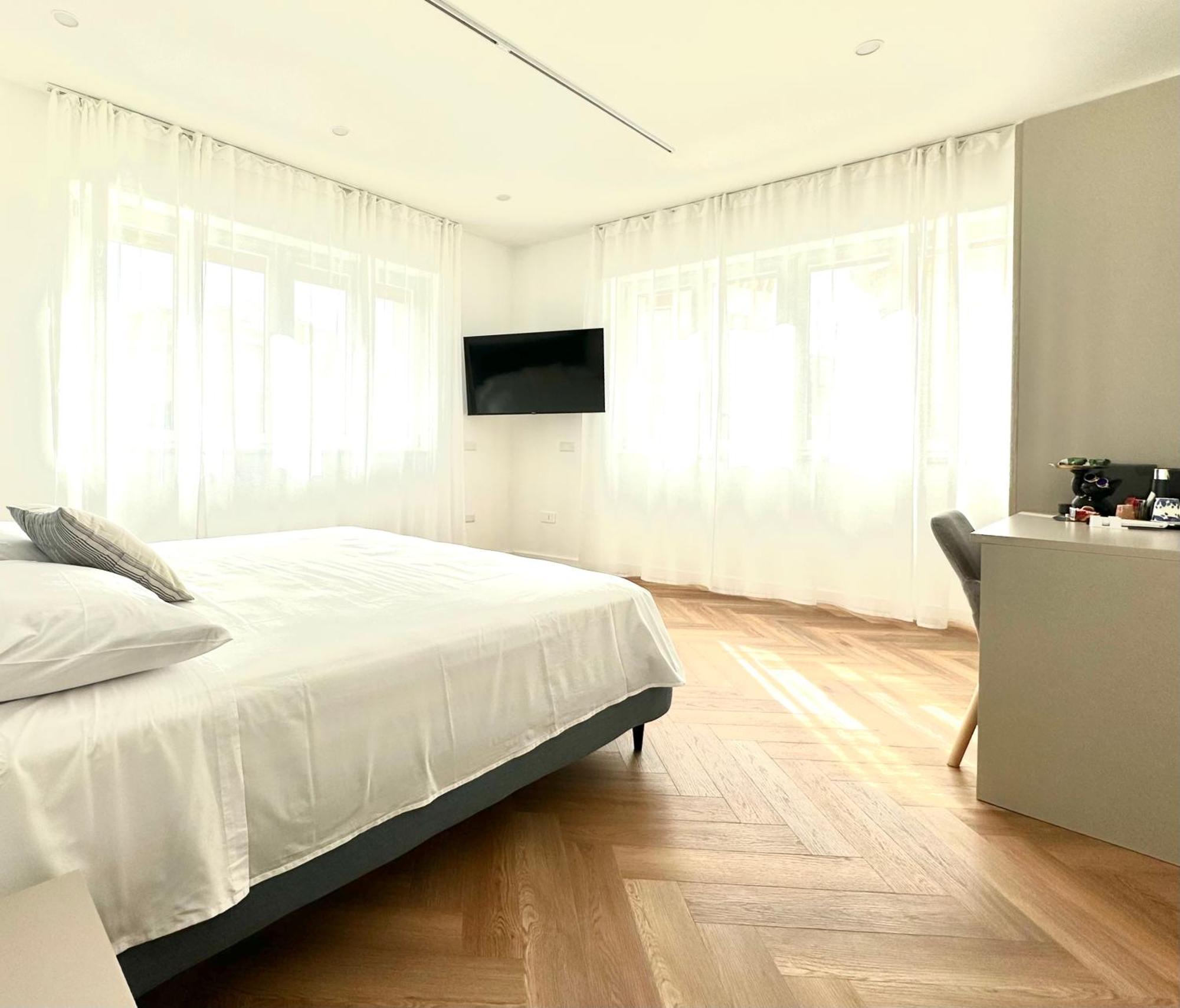 Mamas Hotel Ористано Екстериор снимка